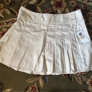 GAP Cream Pleated Mini Skirt